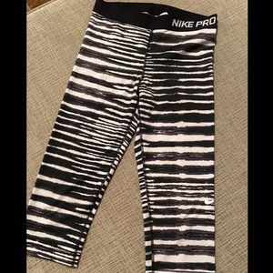 Nike Capri leggings